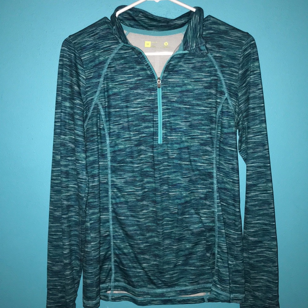 Xersion workout long sleeve dry fit shirt